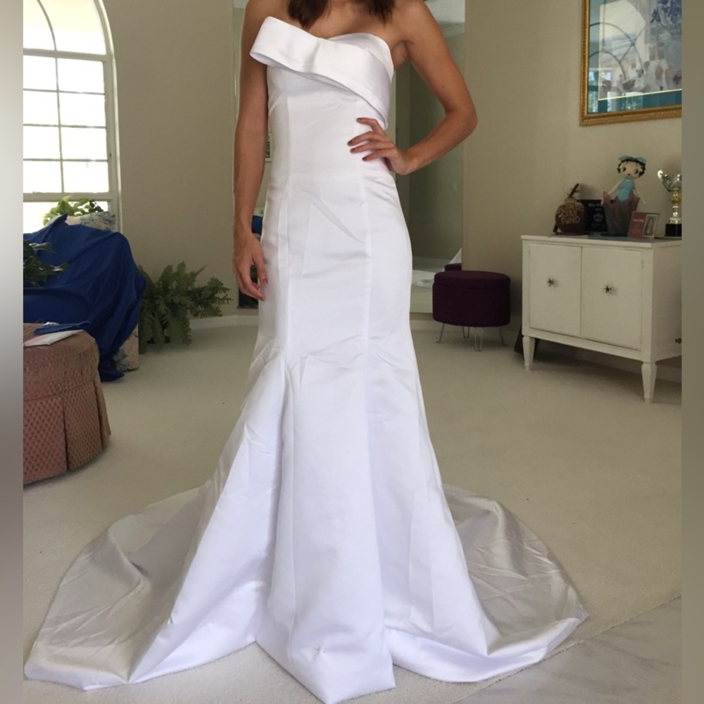 Beautiful Bright White Pageant/Wedding Gown Gem